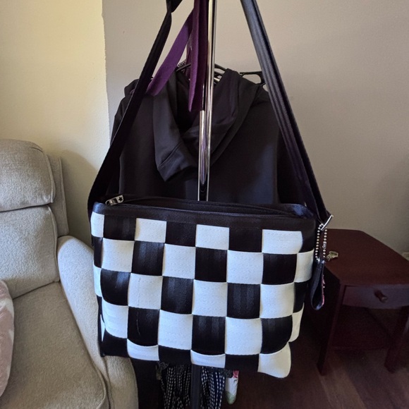 Harveys Black and White Checkered Shoulder Bag - Picture 1 of 5